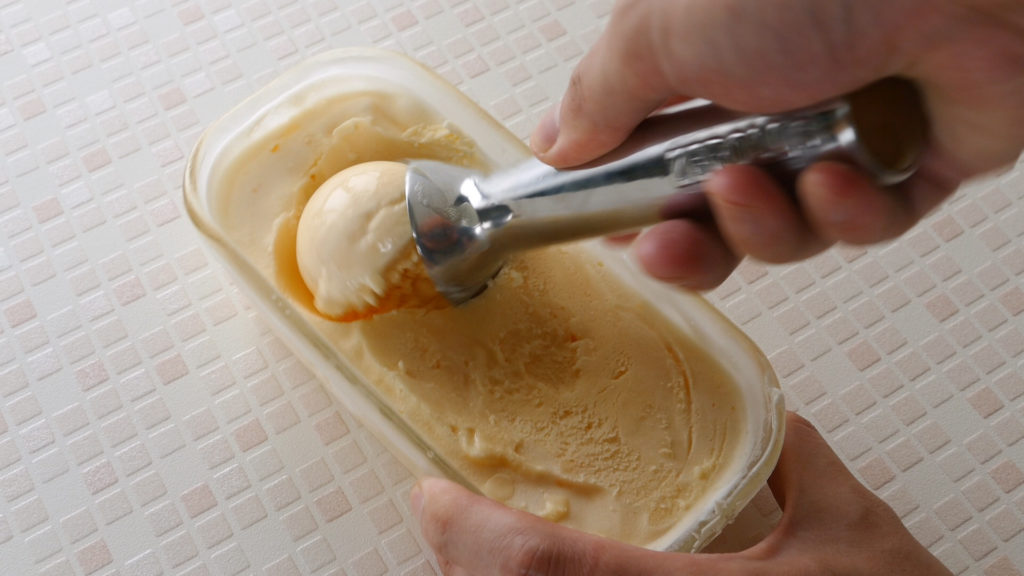 スクープ・ディッシャー用のアイスクリーム保存容器の解説